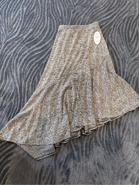 NWT Scoop grey asymmetrical knit skirt